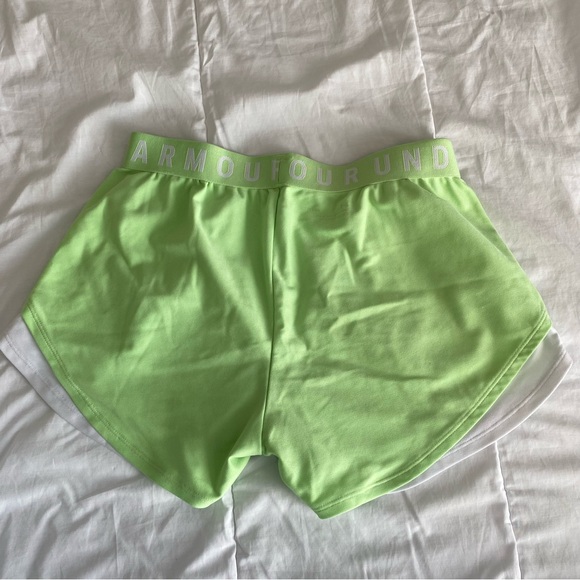 Green under armour shorts - Picture 2 of 3